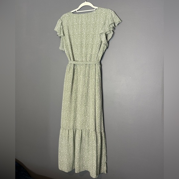 Light green leopard dress Women’s size XL with belt v neck long dress - Picture 8 of 8